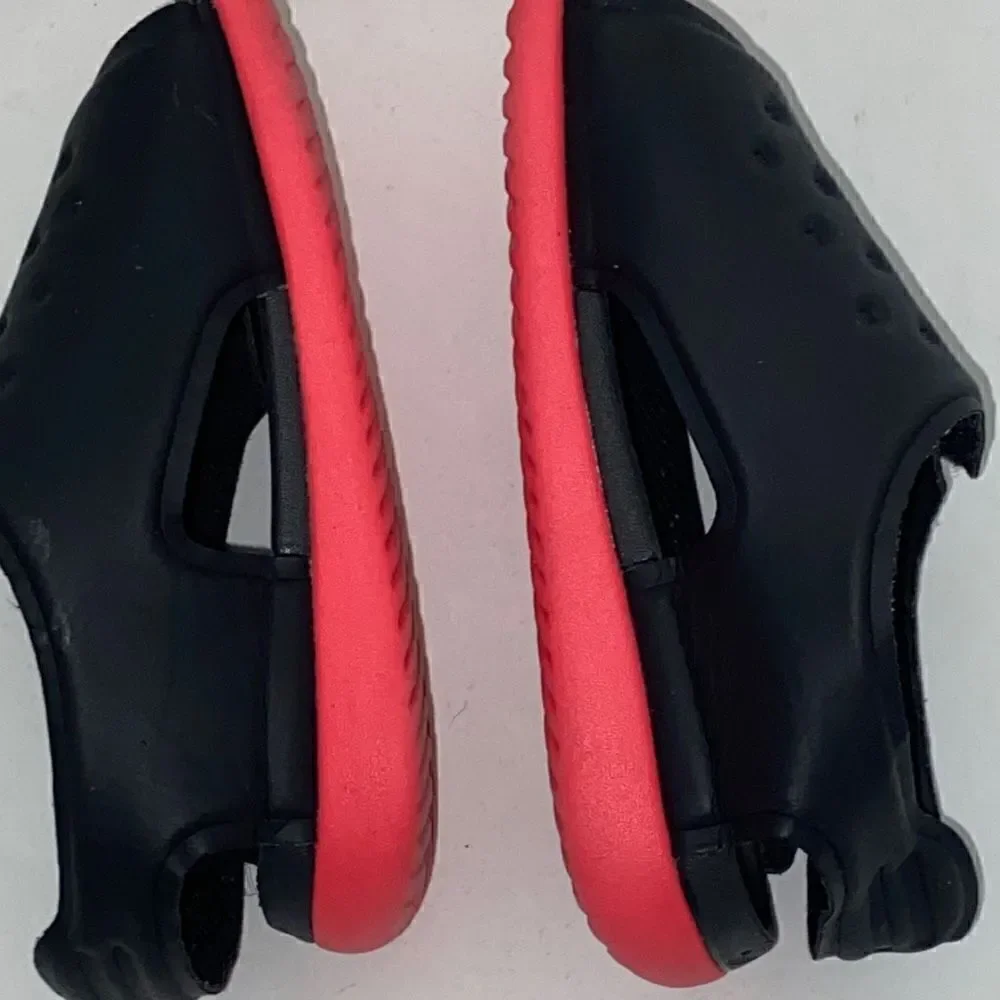 Nike Sunray Girl's Adjustable Back‎ and Mid Strap Black Pink Sandals Size 10